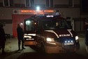 OSP Szynkielów ma nowy wóz strażacki. Witano go racami i fajerwerkami